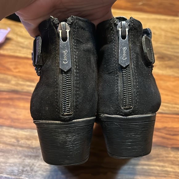 SAM EDELMAN - CIRCUS booties black leather lazer cut details pointed toe zie 7M - Picture 6 of 9